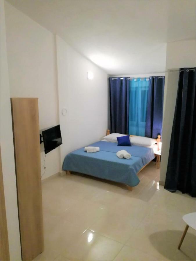 Apartman Adriatic Τρογκίρ Εξωτερικό φωτογραφία