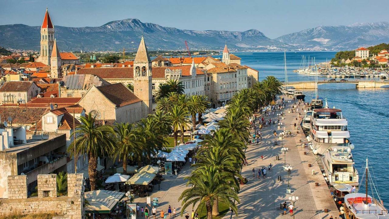 Apartman Adriatic Τρογκίρ Εξωτερικό φωτογραφία