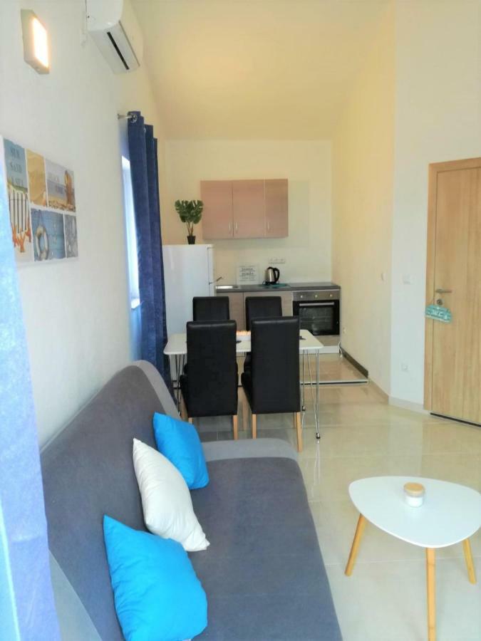 Apartman Adriatic Τρογκίρ Εξωτερικό φωτογραφία
