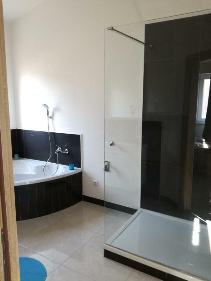 Apartman Adriatic Τρογκίρ Εξωτερικό φωτογραφία